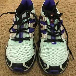 *SOLD* Solomon XR Mission Running Shoes